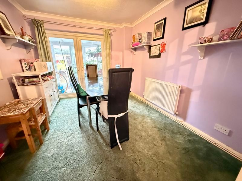 Property photo 3 of 11 Dining Room