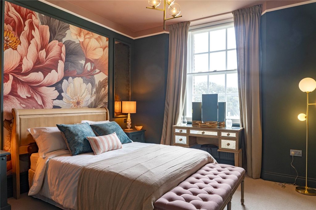 Property photo 1 of 11 Picture No. 02