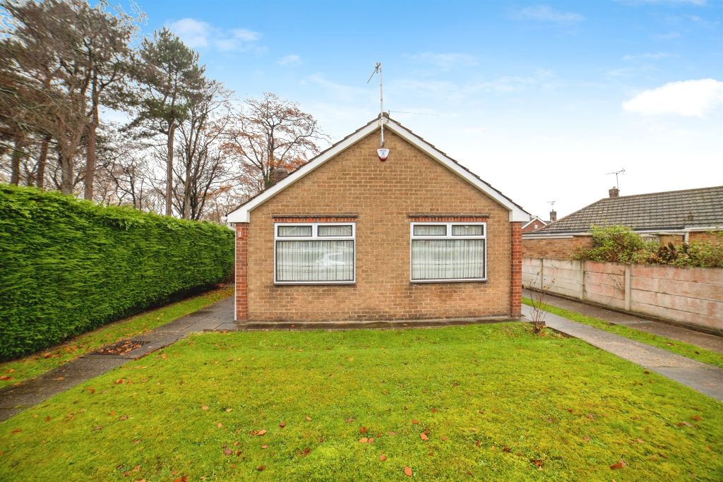 Property photo 2 of 17