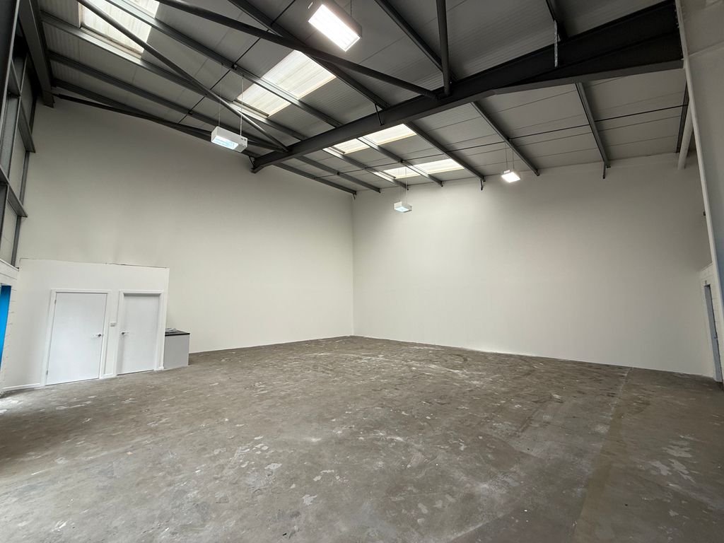 Property photo 2 of 3