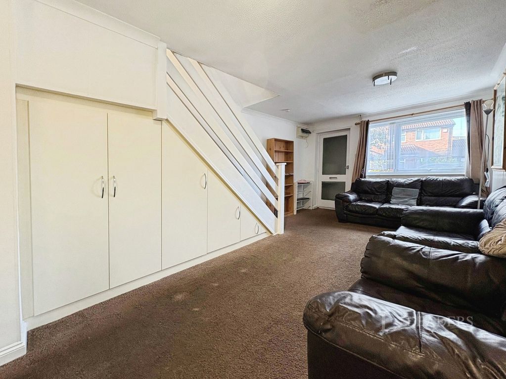 Property photo 3 of 15 Pbox-Img.Jpg