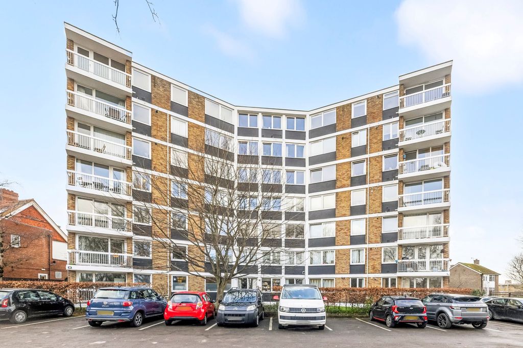 Property photo 1 of 19