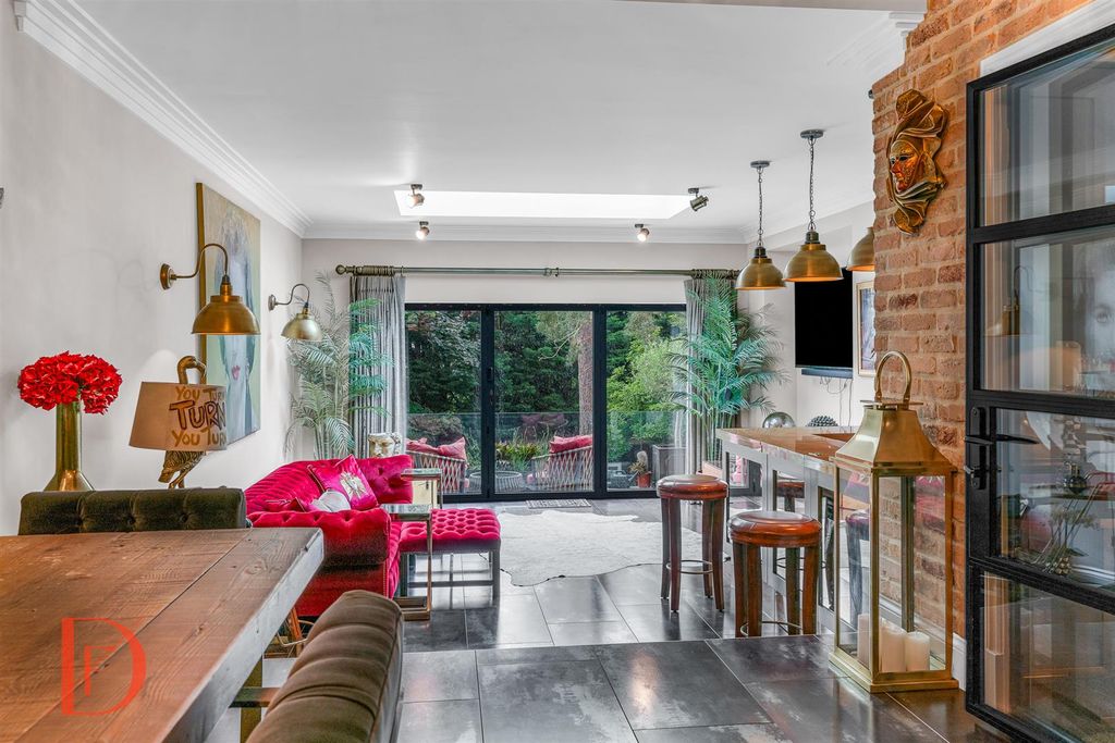 Additional image 12 of 4 bed detached house for saleWoodbury Hill, Loughton IG10