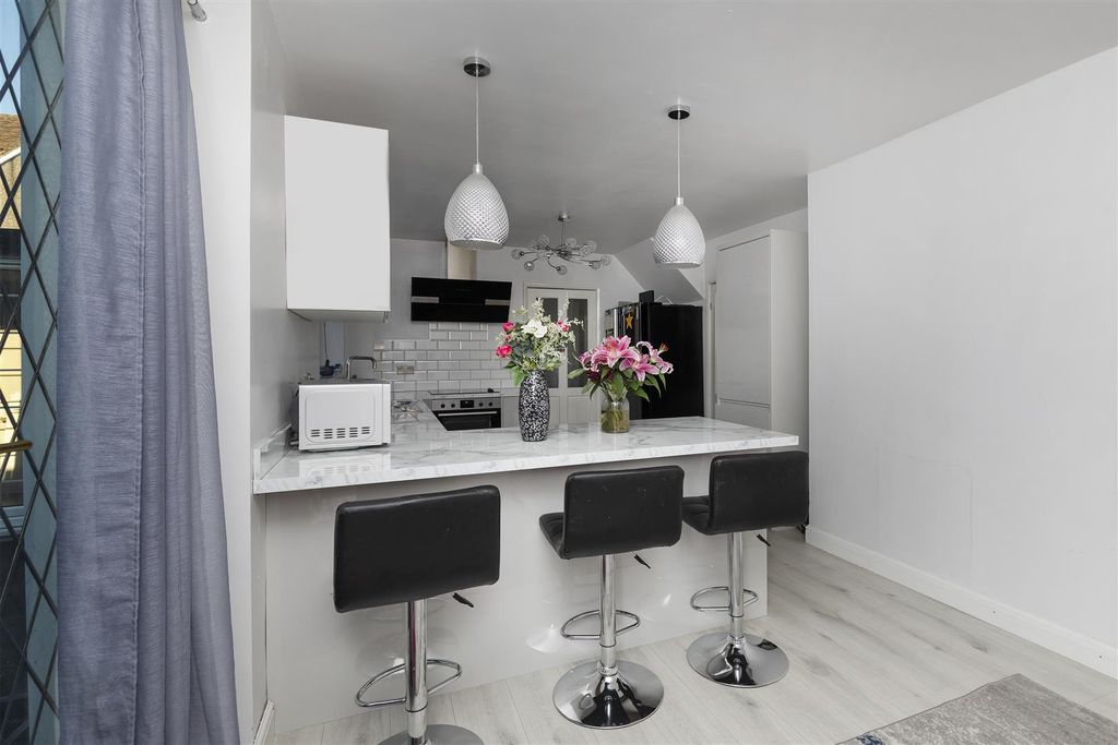 Property photo 3 of 36 Dining Kitchen