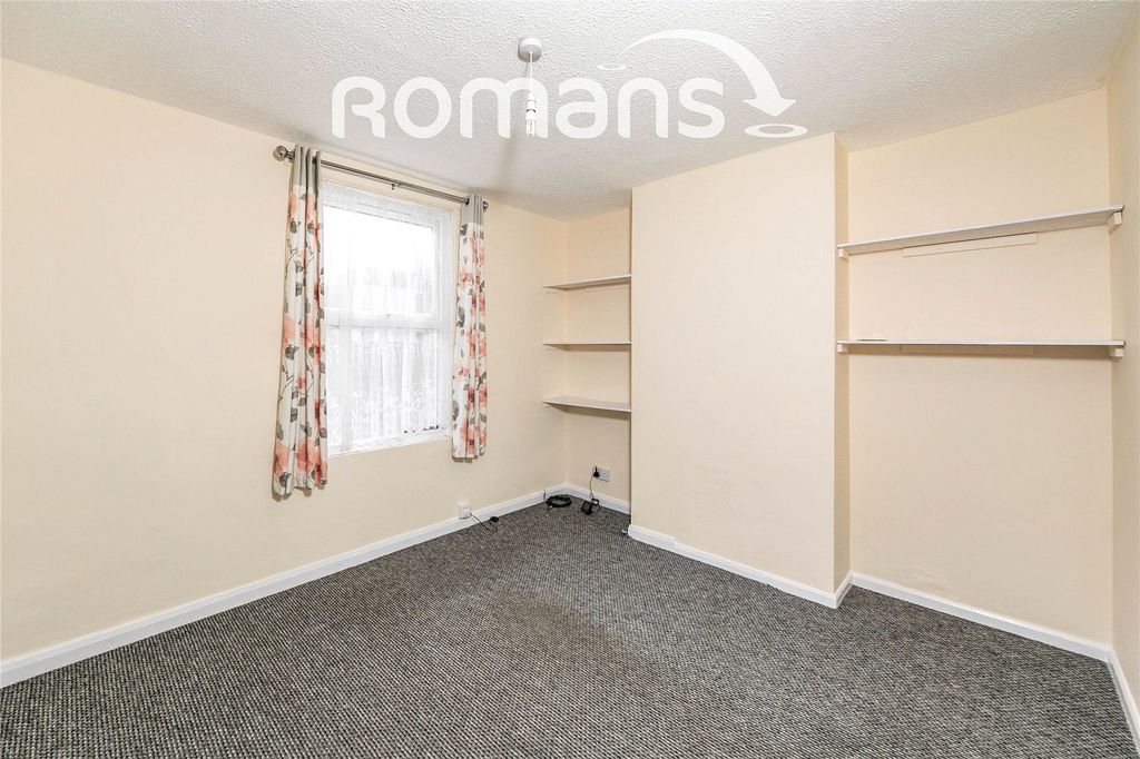 Property photo 2 of 10 2