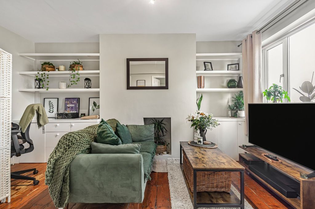 Property photo 1 of 7 Picture No. 09