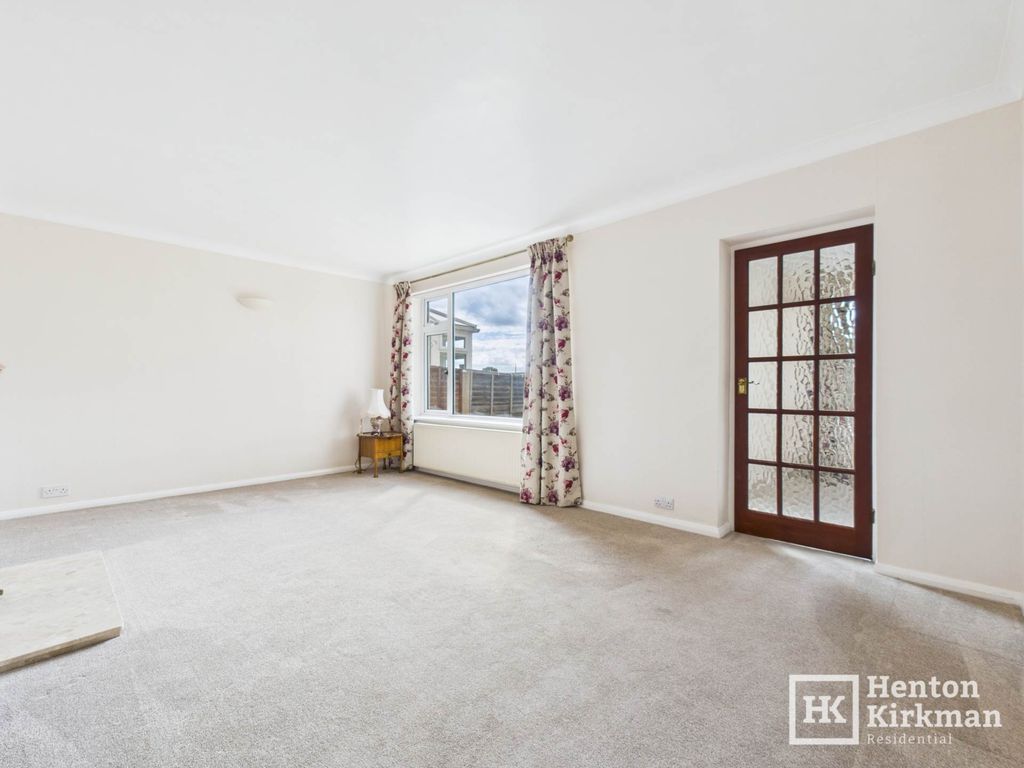 Property photo 3 of 21