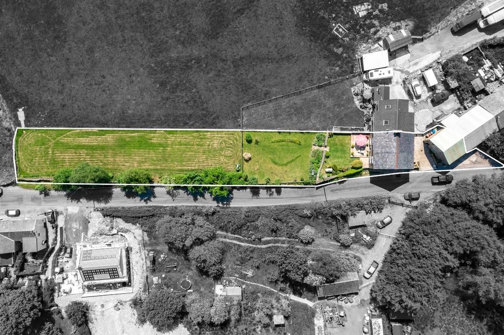 Property photo 3 of 39 Dji_0149_Border.Jpg