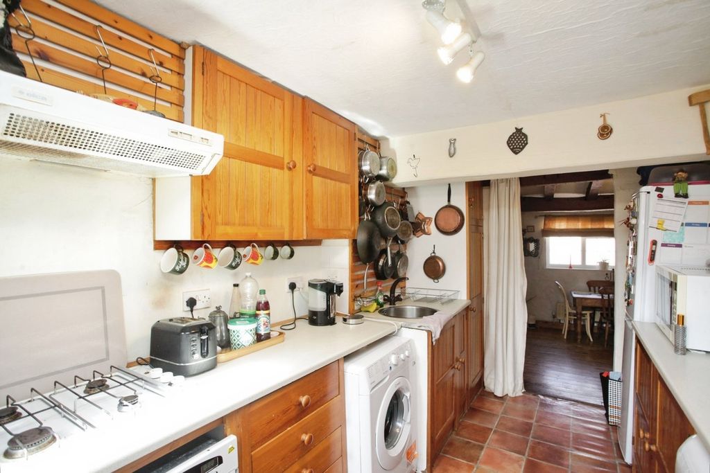 Property photo 2 of 19
