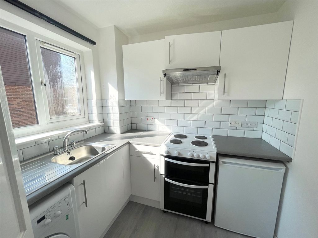 Property photo 3 of 4 Picture No. 02