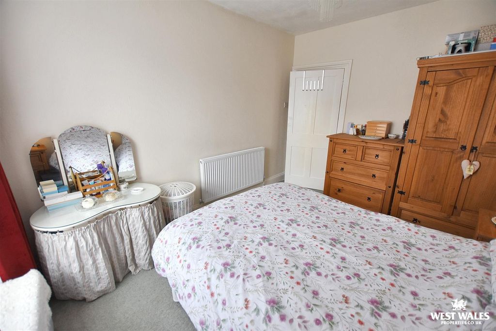 Additional image 11 of 3 bed end terrace house for saleArthur Street, Pembroke Dock SA72
