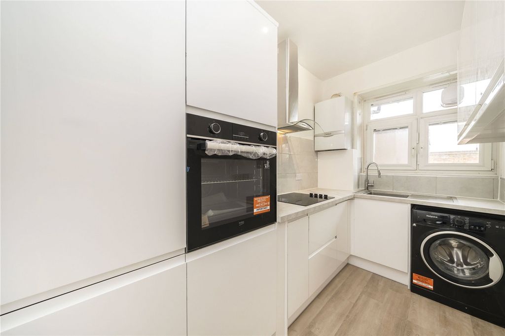 Property photo 3 of 6 Picture No. 07