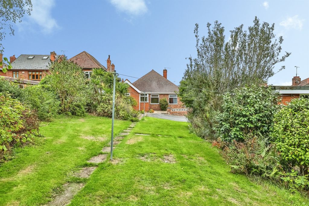 Property photo 2 of 22