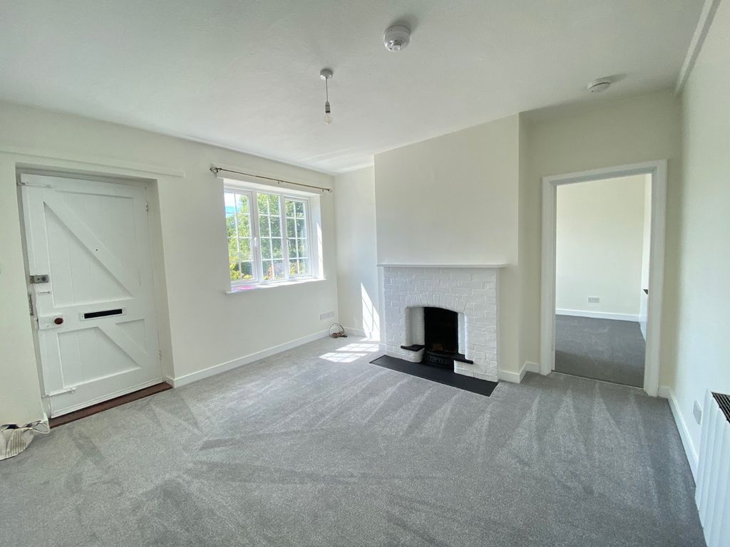 Property photo 2 of 8 Living Room