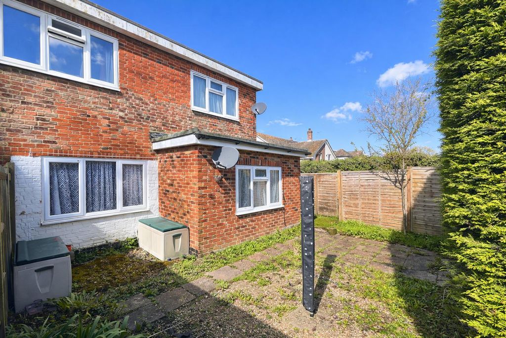 Property photo 2 of 10