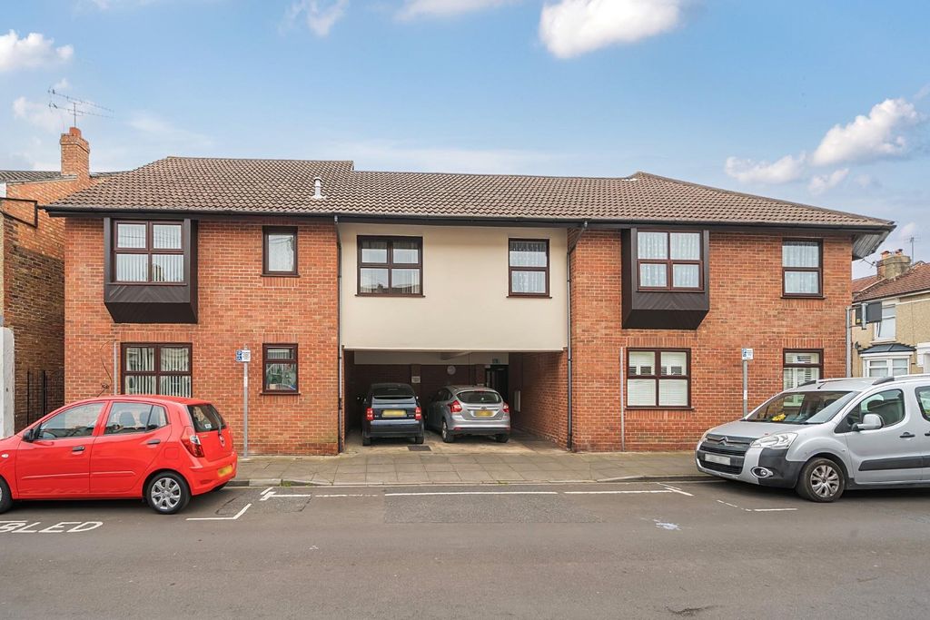 Property photo 1 of 17 1294298-21-68263c0c88315-Arw.Nef.Jpg