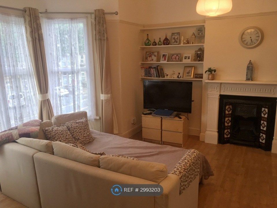Property photo 1 of 6