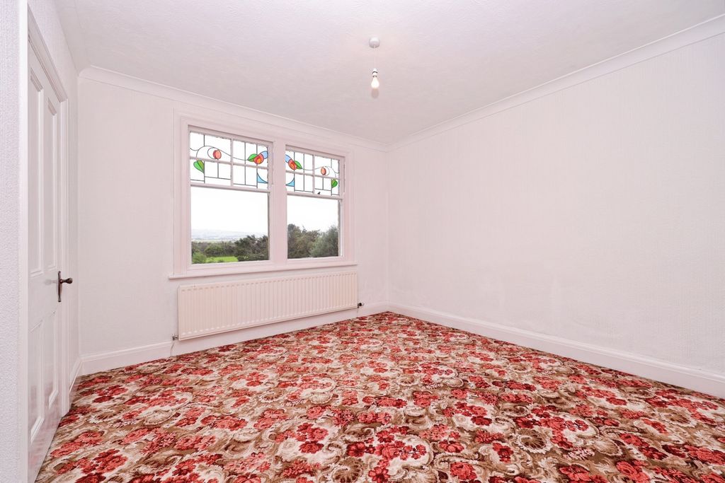 Property photo 3 of 10 Bedroom 1