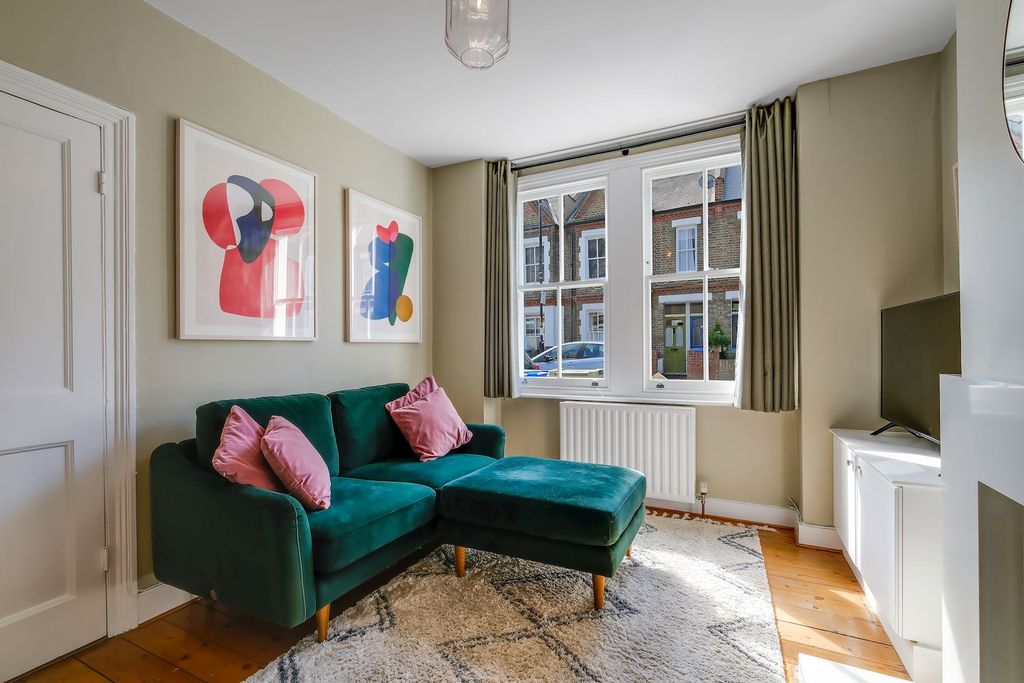 Property photo 2 of 15 03-A2F186986-Hn-Gwl-47 , Aylesbury Road, Southwark