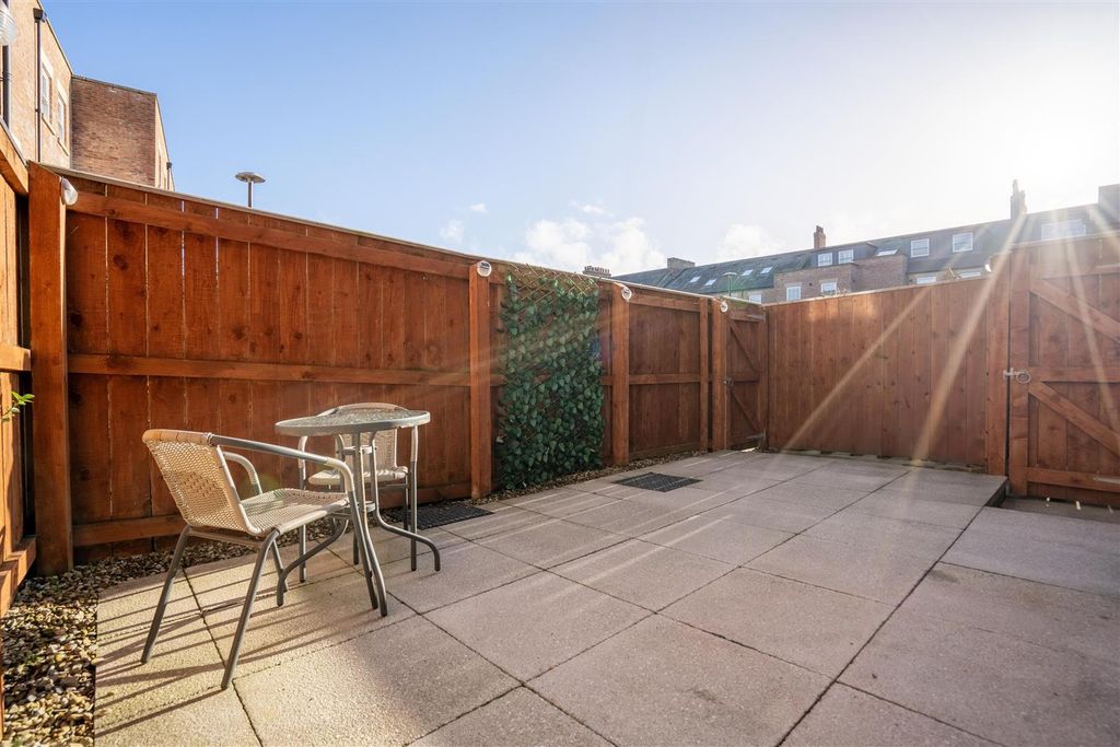 Additional image 10 of 4 bed terraced house for saleNorthumberland Close, North Shields NE30