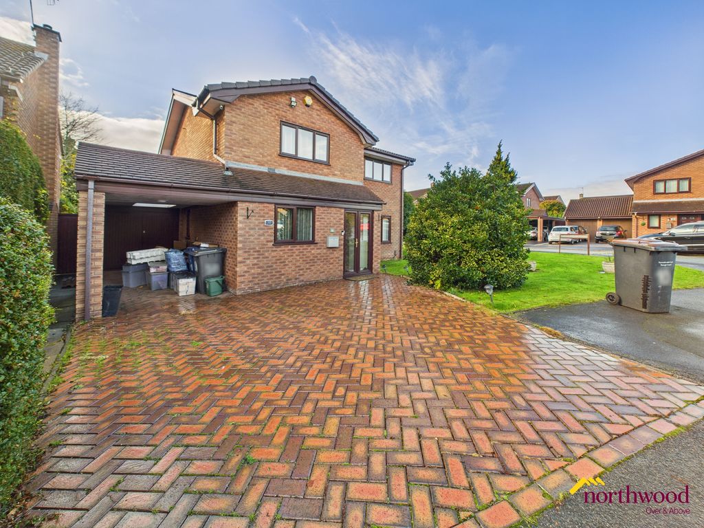 Property photo 2 of 33