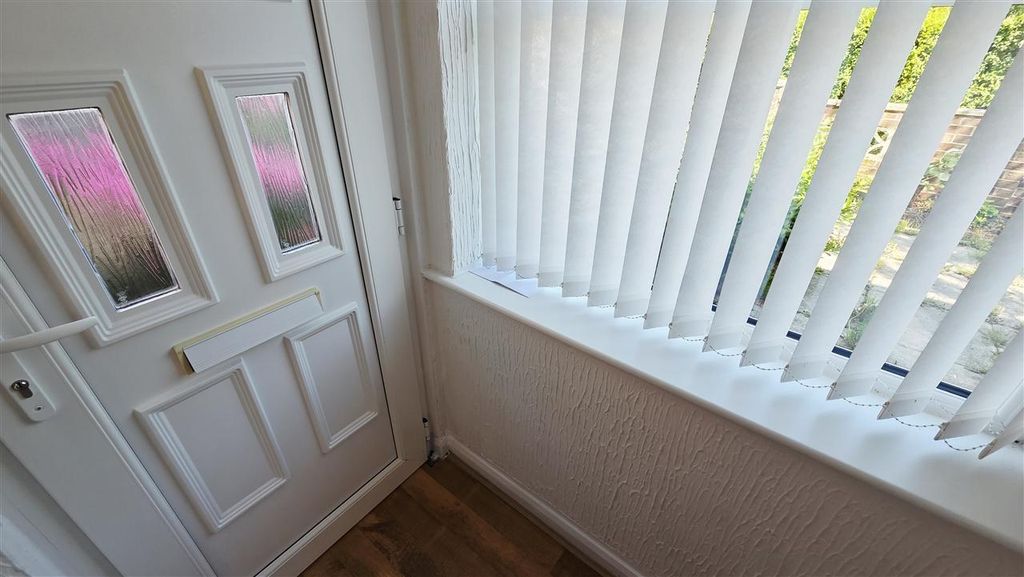 Property photo 3 of 23 Internal Entrance Porch