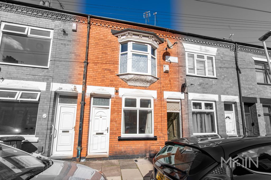 Property photo 2 of 16