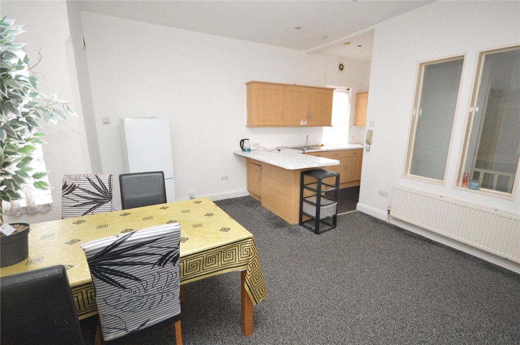 Property photo 3 of 10 Picture No. 37