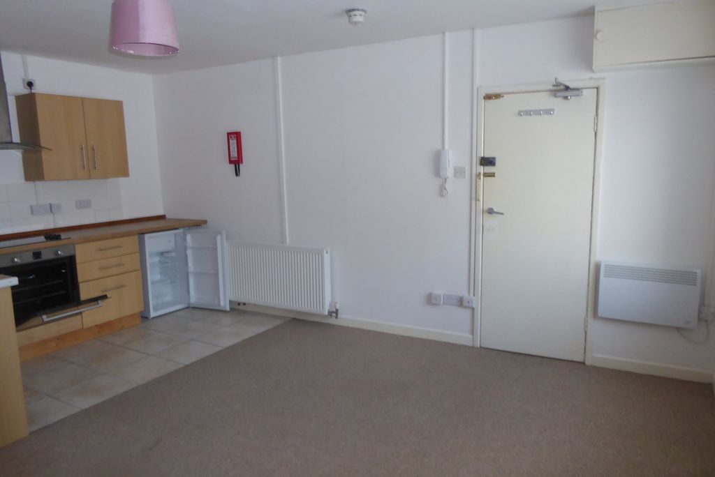 Property photo 3 of 4 P1410047