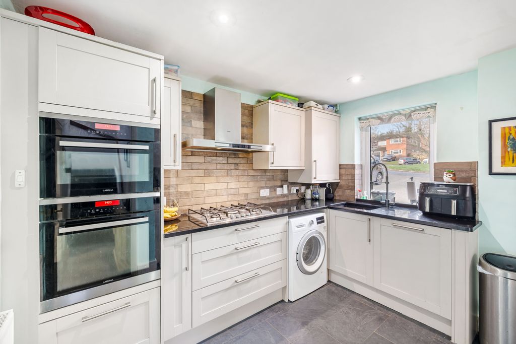 Property photo 3 of 14 Image6.Jpg