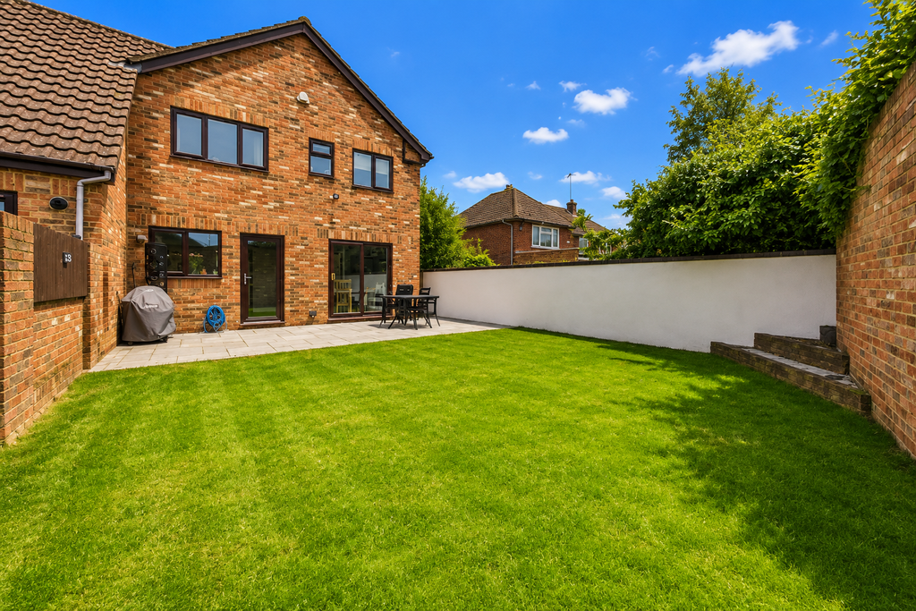 Property photo 2 of 18