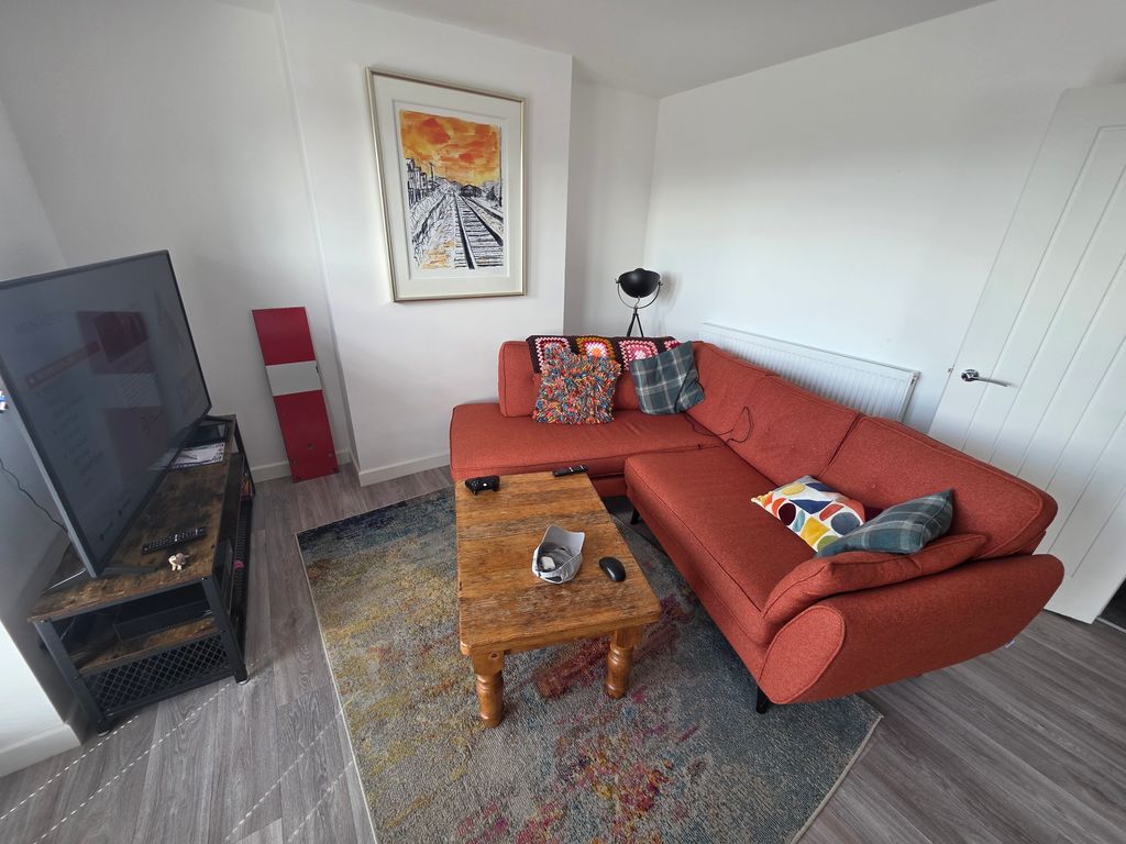 Property photo 2 of 6