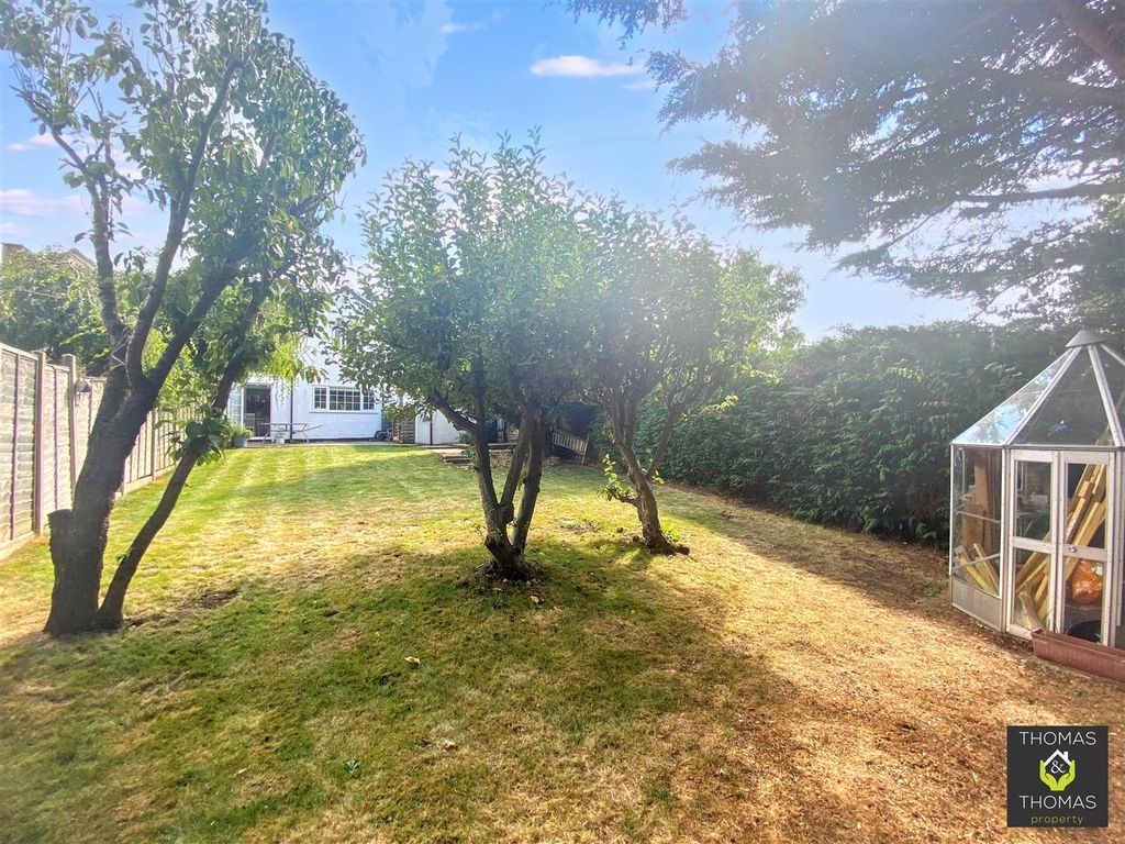 Property photo 3 of 17