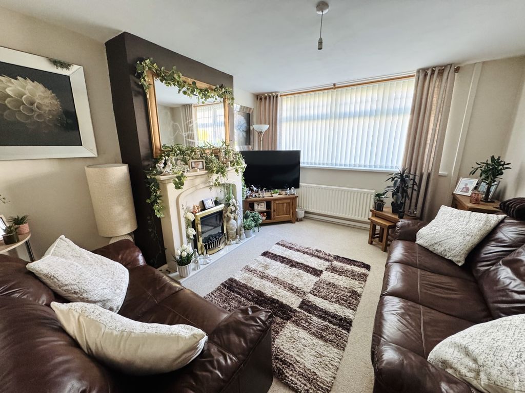 Property photo 3 of 11 Img_6515