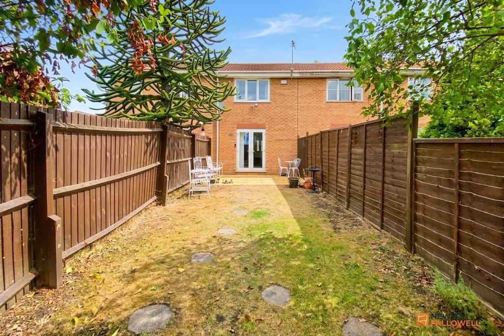 Property photo 2 of 18