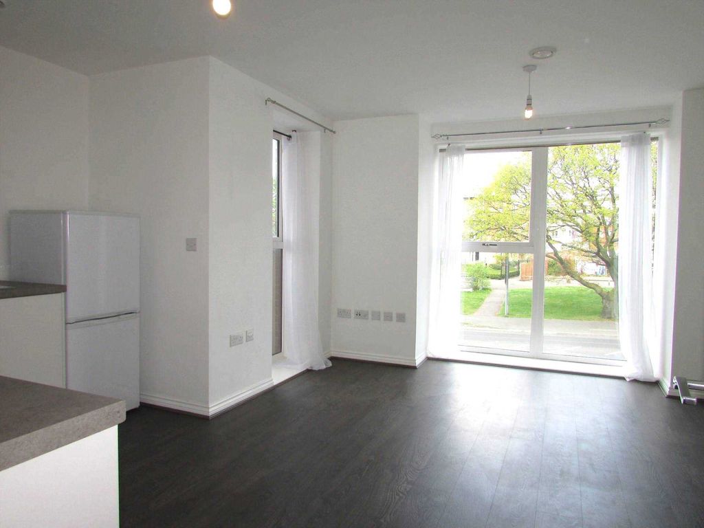 Property photo 3 of 8