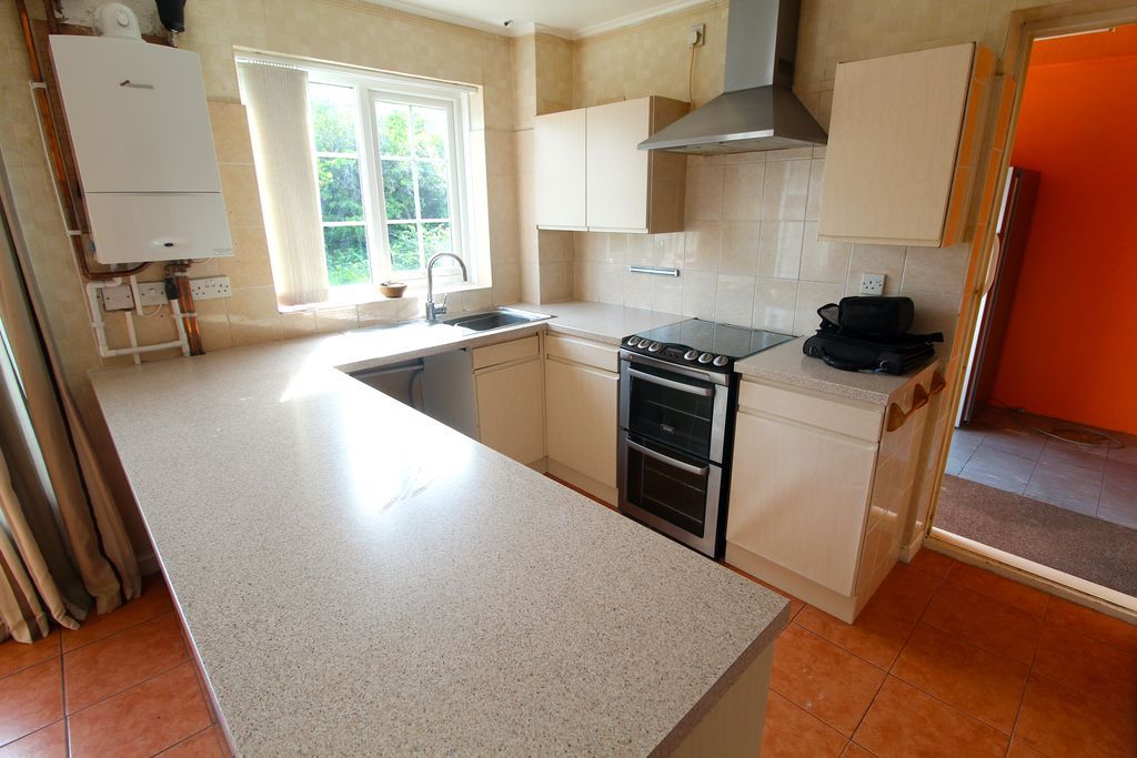 Property photo 3 of 15 Kitchen/Diner