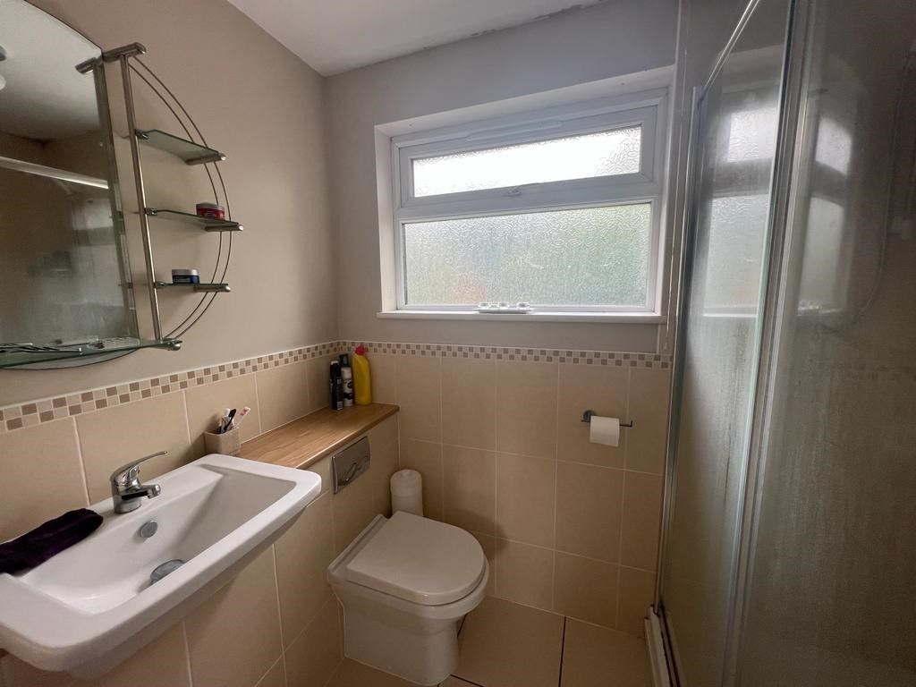 Property photo 2 of 5 Bathroom