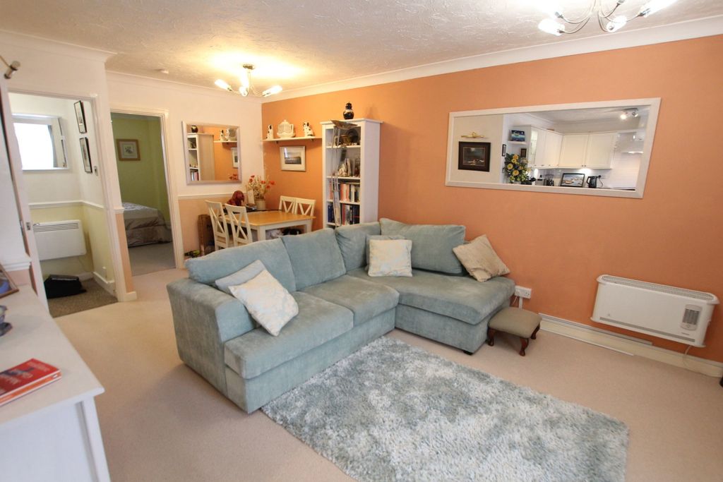 Property photo 3 of 10