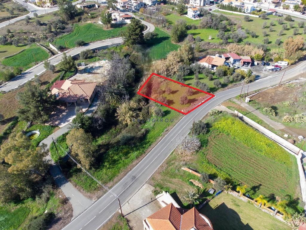 Property photo 1 of 3