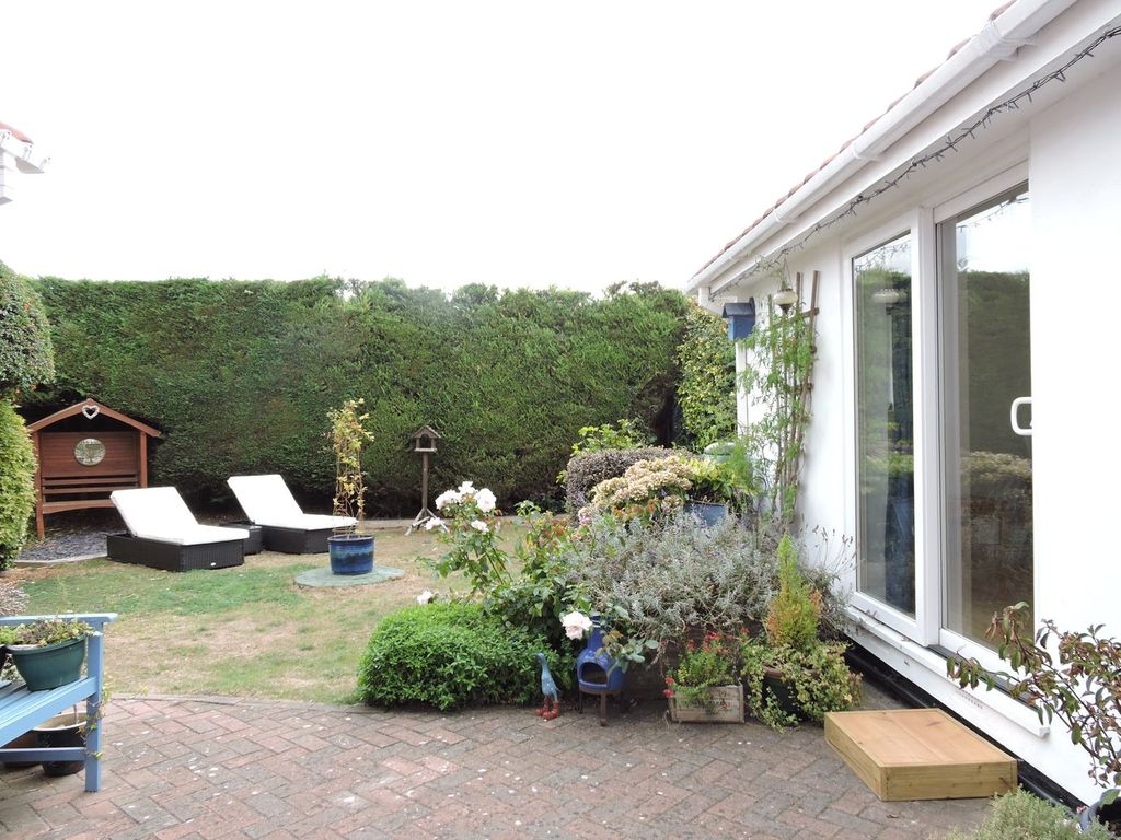 Property photo 2 of 44