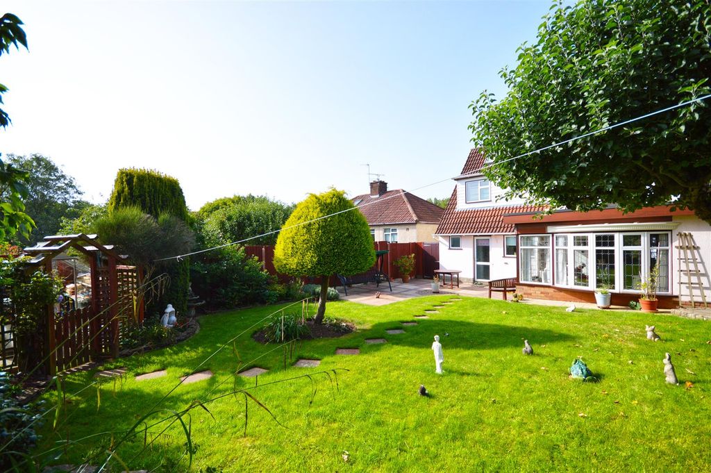 Property photo 3 of 37 Outside