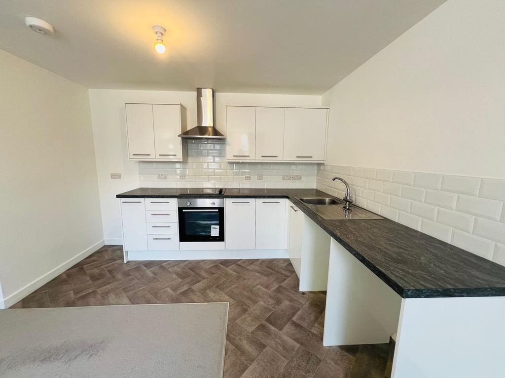 Property photo 1 of 14 Kitchen