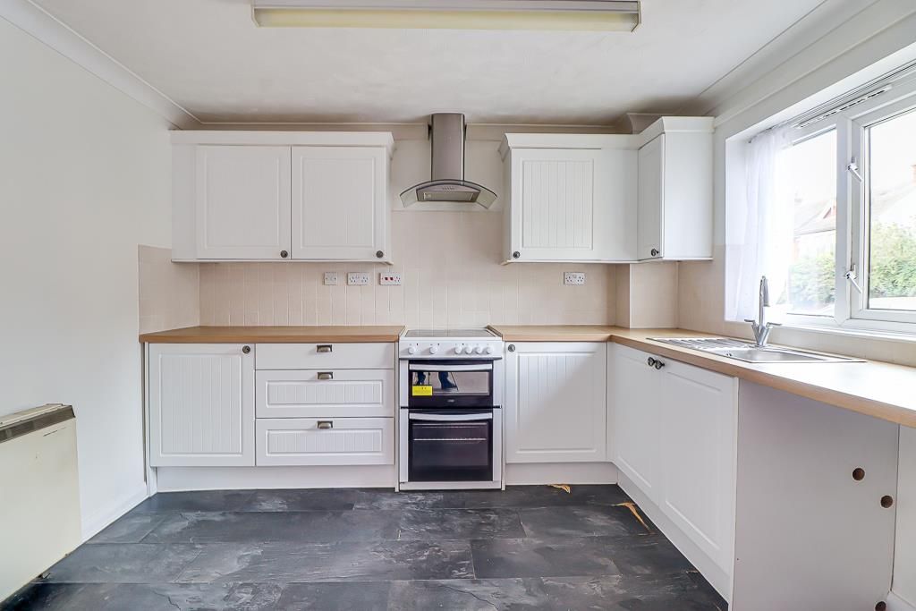 Property photo 1 of 12 Kitchen