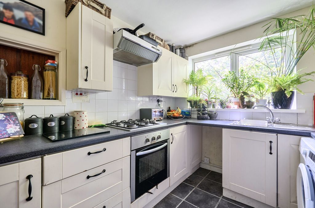 Property photo 3 of 20 1477482-18-6A3A6c...