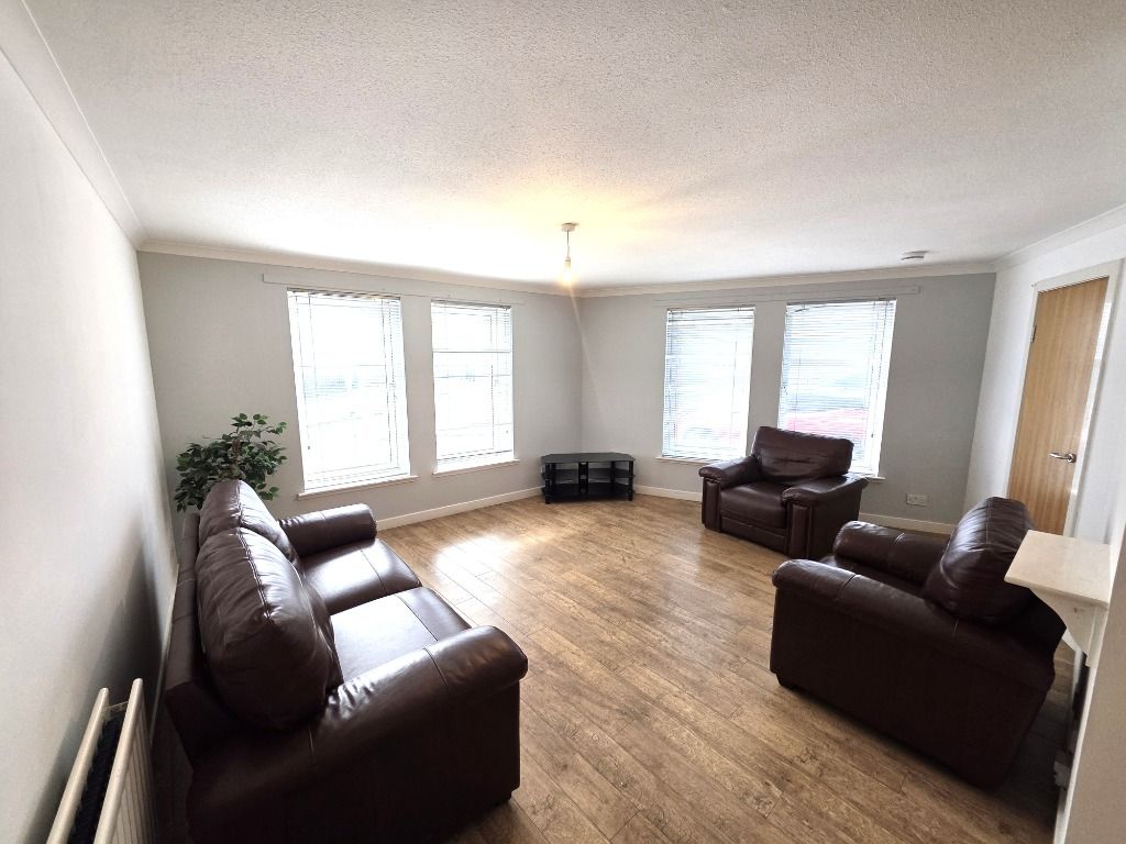 Property photo 2 of 13 Photo 2