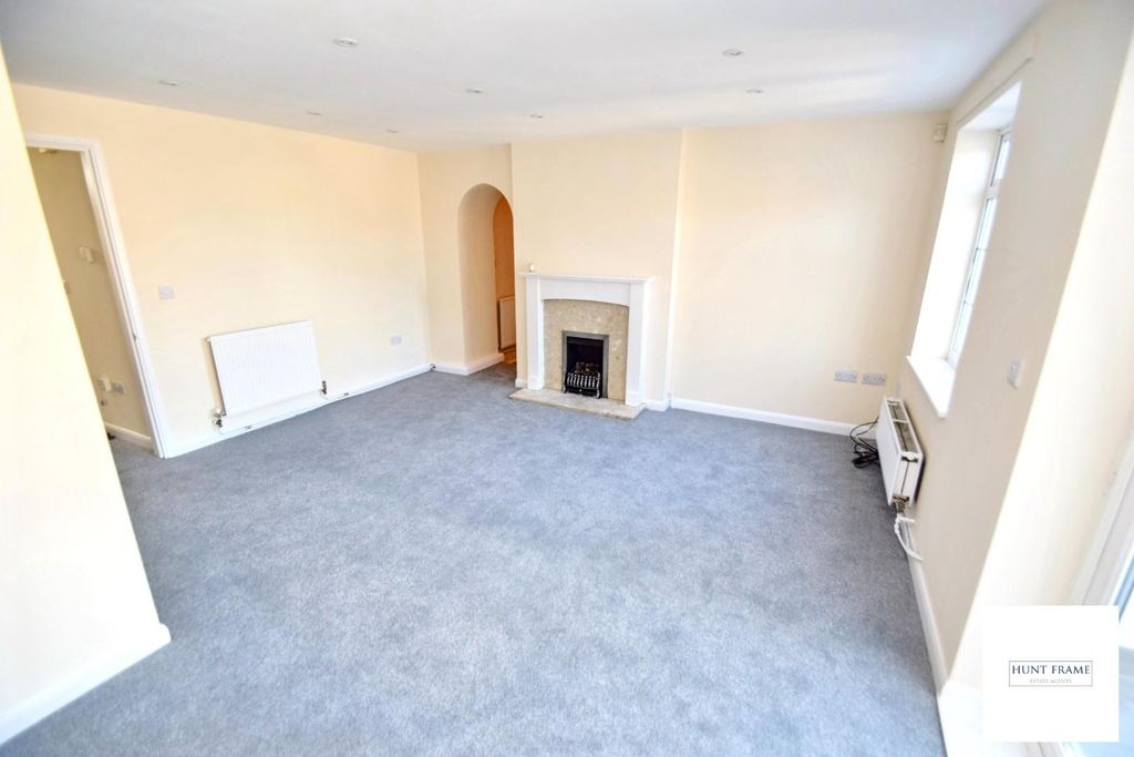 Property photo 3 of 12 Dsc_0088 (1).Jpg