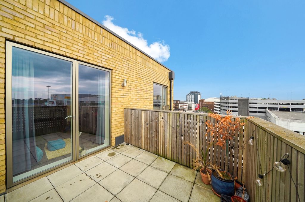 Property photo 3 of 7