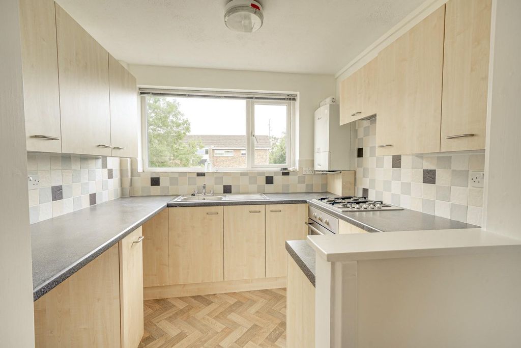 Property photo 2 of 13