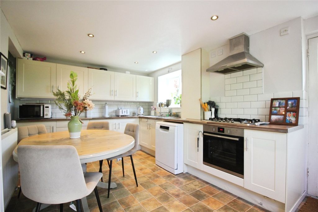 Property photo 3 of 10 Picture No. 06